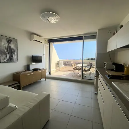 Heliopolis - 2 Pieces Pour 2 Personnes 084 - Naturiste Agde